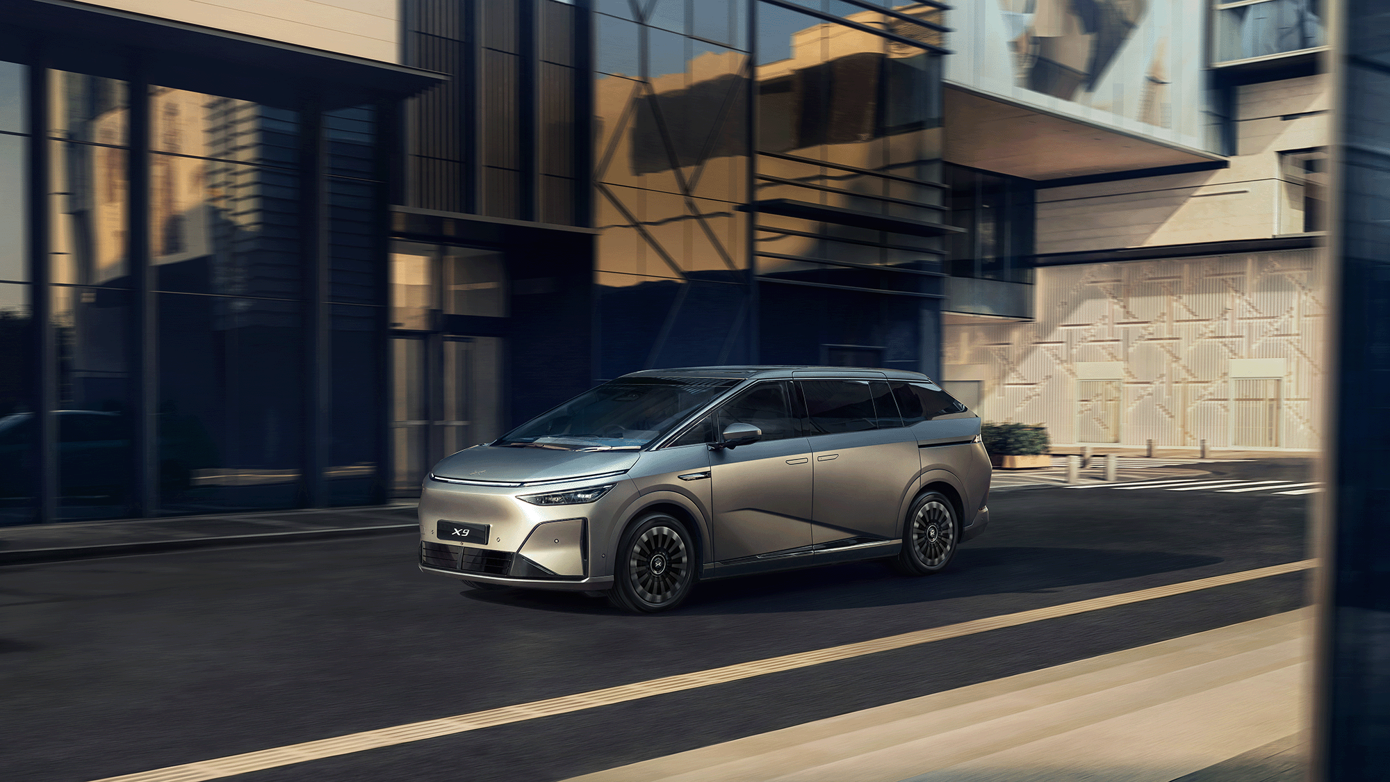 XPENG X9 set to arrive in the UK during Q3 2026